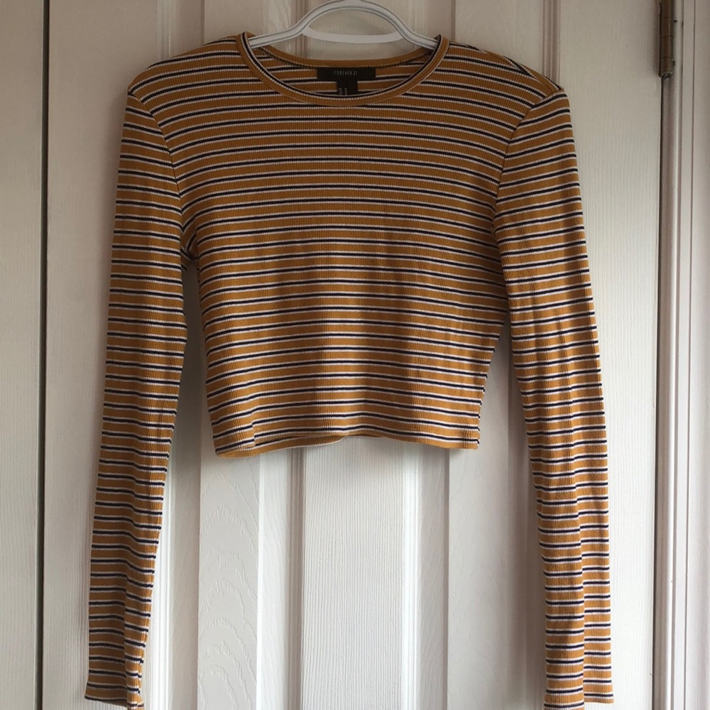 Crop sweater